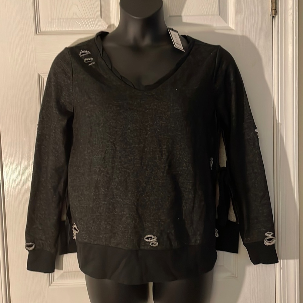 Romeo &Juliet Couture Black Distress Open Tied Sides Sweatshirt M